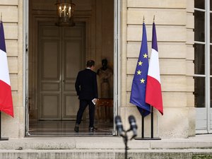 Démission de Sébastien Lecornu : le Premier ministre sortant bat un record qui était détenu par Michel Barnier