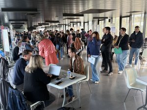 VIDÉO. "Favoriser la mobilité des agents déjà en poste et mettre en avant la diversité des métiers" : le Salon de l'emploi et de la fonction publique fait salle comble à Rodez