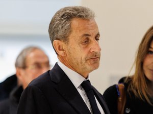 Nicolas Sarkozy condamné à 5 ans de prison : silence radio sur la date de son incarcération après la convocation de l'ancien président au tribunal