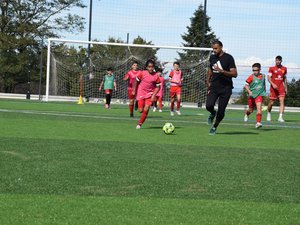 VIDEO. Football : avec Mercredi du foot, Rodez joue la proximité avec le monde amateur
