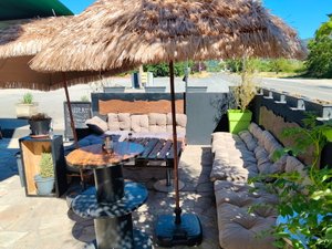 Nouveau look et nouvelle carte : ce bar-restaurant en bordure de la RN88 change de propriétaire en Aveyron
