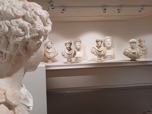 Rodez : derniers jours pour l'exposition "Visages" au musée Fenaille, réalisée en partenariat avec le Louvre