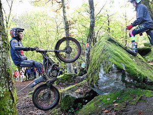 Moto : rallye et enduro à la rencontre du trial sur les Trois jours de la Truyère