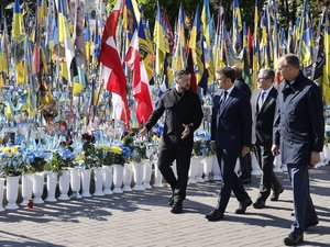 Guerre en Ukraine : la coalition des volontaires se réunit ce vendredi à Londres, à quoi s'attendre ?