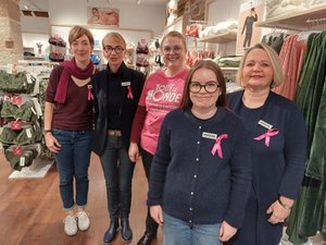 "Un moment de bien-être aux personnes atteints d'un cancer" : un doux moment d'Octobre rose chez Darjeeling à Rodez