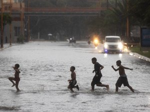La tempête Melissa, qui a déjà fait 4 morts, se transforme en ouragan : les pays des Caraïbes se préparent au pire