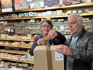 Cette quincaillerie de l'Aveyron fête ses 120 ans : "Nous n'étions pas encore nés, mais les gens n'oublient pas ce que nos aïeux ont fait pour eux"