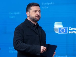 Guerre en Ukraine : "Nous n'allons pas nous battre pendant des décennies", Zelensky dit avoir besoin du soutien de l'Europe pour 2 ou 3 années supplémentaires