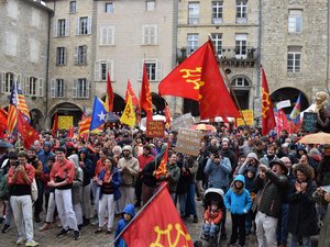 La jeunesse mobilisée pour défendre l'occitan : un millier de participants vont se réunir dans cette commune de l'Aveyron