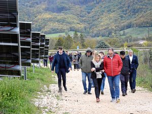 "Elle s'inscrit pleinement dans l'ambition de l'Occitanie de devenir la première région d'Europe à énergie positive d'ici 2050" : l'Aveyron inaugure sa septième centrale solaire