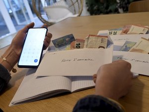 DÉCRYPTAGE. Découvert bancaire : montant, solvabilité, les quatre choses à savoir sur cette mesure qui entre en vigueur à partir de 2026