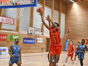 Basket-ball : Rodez au défi du dauphin sans son entraîneur et Henri Ngababa