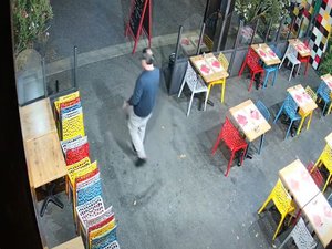 "À toi, l'artiste qui croit pouvoir bouffer et disparaître" : le restaurant, furieux, publie la vidéo du client parti sans payer