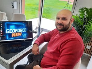 "Un ordinateur grand format, mais libéré de tous ses fils" : ce réparateur lance sa tablette géante "made in Aveyron"