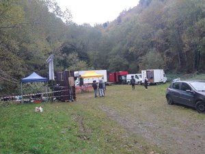 Des riverains alertent les gendarmes d'un rassemblement en cours dans une forêt, avant son intensification, la rave party est stoppée net