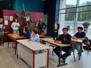 "Faire comprendre aux auteurs et aux suiveurs que des adultes veillent" : le harcèlement scolaire, un combat quotidien dans ce lycée de l'Aveyron