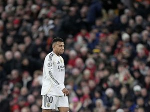 "Je préfère réfléchir plutôt que de répondre à chaud" : quelle est cette polémique entre Orelsan et Kylian Mbappé ?