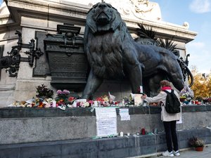 13-Novembre : "Le lendemain, l'appartement sentait encore le sang", dix ans après, le traumatisme des attentats reste entier