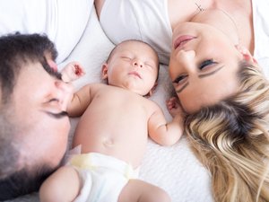 Congé naissance : qu'est-ce que va changer cette nouvelle mesure qui pourrait entrer en vigueur le 1er janvier 2026 ?