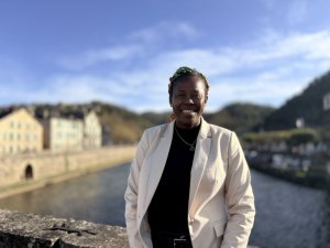 "J'avais deux rêves, devenir électricienne et joueuse de foot" : du Congo à l'Aveyron, le parcours inspirant de Léticia Ledamba