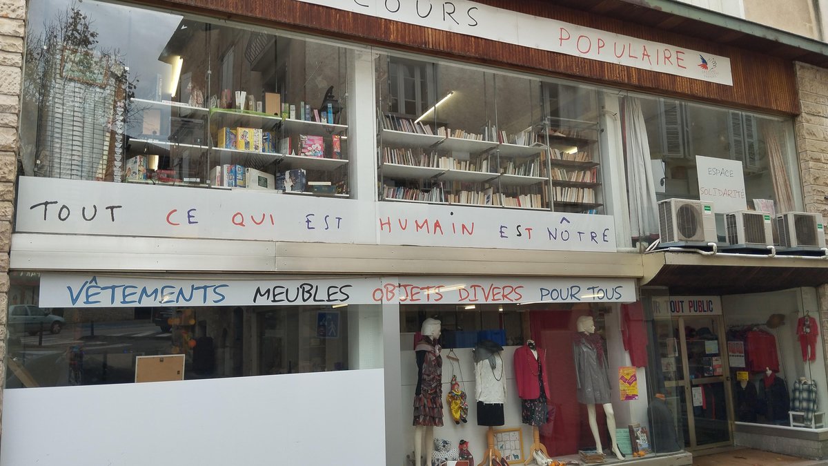 Cinq jours de grande braderie dans cette ville de l'Aveyron pour le Secours populaire