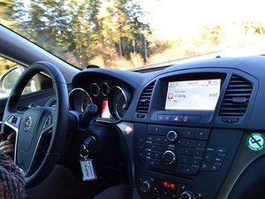 Contrôlé ivre au volant d'une auto-école alors qu'il prend des leçons pour repasser son permis annulé pour conduite sous alcool