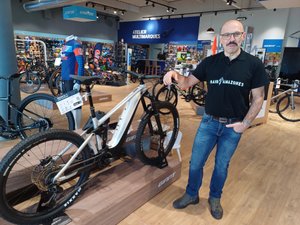 Le Ruthénois Nicolas Mouly recruté pour être mécanicien vélo au Raid Amazones