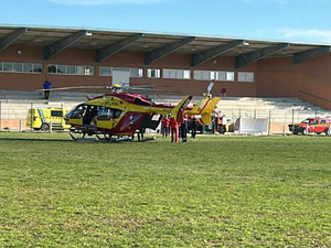 AUDIO. "Je suis sincèrement désolée" : Myriam se brise les jambes à moto sous les yeux des élèves d'un collège, elle les rassure depuis son lit d'hôpital