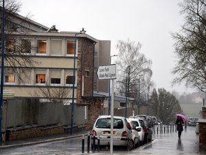 "Mets-lui une gifle !" : des parents s'en prennent à une lycéenne devant un établissement de Rodez