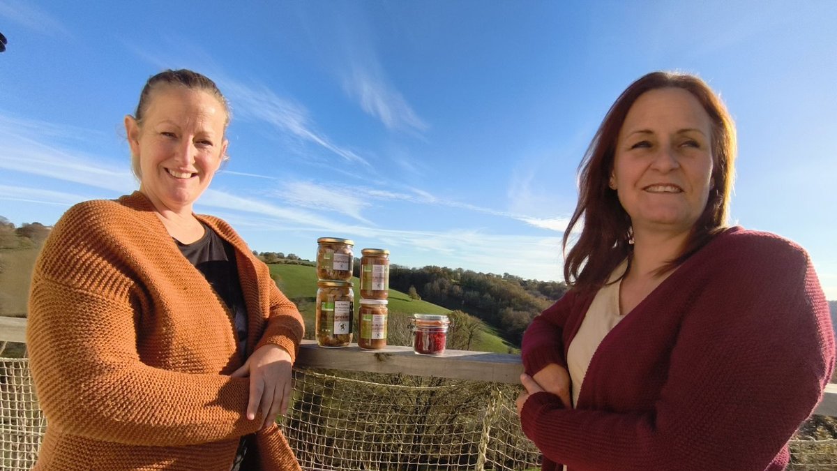 Trois sœurs ». Vente de produits faits main en faveur d’Avenir