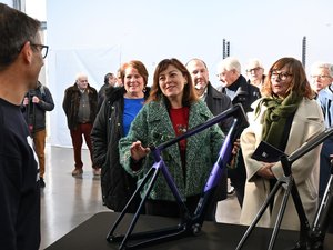 "Ce projet va créer des emplois et renforcer tout notre cluster" : Carole Delga en Aveyron ce lundi pour inaugurer Wish One, nouveau fer de lance du vélo made in France