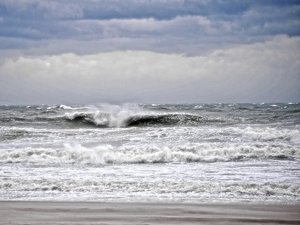 CARTE. Météo : paquets de mer, vagues jusqu'à 8 mètres de haut, les douze départements du littoral atlantique en alerte ce samedi