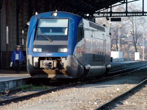 "Sacrifier le Massif Central, c'est sacrifier l'équilibre" : un rassemblement pour qu'un nouveau train ne reste pas à quai en Aveyron