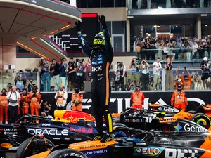 "Je n'avais pas pleuré depuis longtemps" : Lando Norris champion du monde de Formule 1 pour la première fois