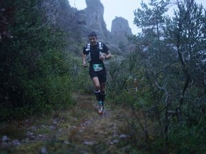 Hivernale des Templiers : Bastien Enjalbert et l'Italienne Chiara Casari en solitaire sur le Larzac