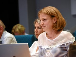 Débats houleux en conseil municipal à Rodez : le groupe d'opposition porté par Sarah Vidal quitte la séance