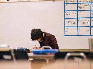 Baccalauréat : ces deux nouvelles mesures veulent "durcir" l'obtention du diplôme dès 2026