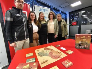 "Un jeu de voyage pour faire découvrir le département" : lancement imminent pour "Aveyronnaise Poursuite", un jeu de société 100 % local