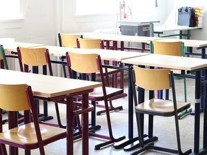 Au moins 400 élèves tombent malades dans un collège : un norovirus s'est répandu à une vitesse fulgurante, provoquant vomissements et diarrhées