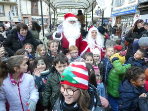 Marchés, spectacles, jeux et bien sûr le père Noël, c'est parti pour quinze jours de festivités dans cette ville de l'Aveyron