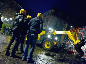 Dermatose nodulaire contagieuse : de l'Aveyron à l'Ariège, les nuits de la colère jaune des agriculteurs