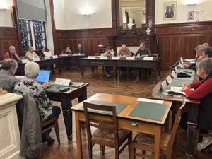 Les élus de cette ville de l'Aveyron ont parlé tourisme, santé et tarifs dans un conseil municipal quasi consensuel avant les fêtes