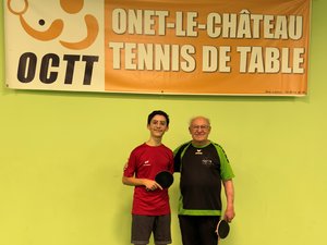 Jean-Philippe Vernhes, 86 ans et doyen exemplaire de ce club de tennis de table de l'Aveyron