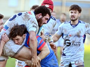 Rugby : Decazeville genoux à terre face au leader Sor Agout