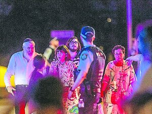 Attentat à Sydney : au moins 16 morts, le Premier ministre australien dénonce un "acte d'antisémitisme maléfique"