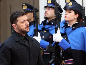 "C'est déjà un compromis de notre part" : quelle est cette revendication à laquelle Volodymyr Zelensky et l'Ukraine ont fini par renoncer ?