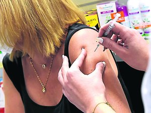 "Vaccination, protection et gestes barrières" : l'ARS Occitanie lance plusieurs appels face à la grippe et à la bronchiolite