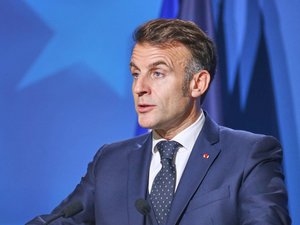 "Nous aviserons dans les prochains jours" : la France réagit à la déclaration de la Russie concernant un dialogue entre les deux présidents