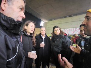 Dermatose nodulaire contagieuse : la députée LFI Manon Meunier était de passage en Aveyron