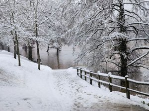 Neige et intempéries en Aveyron : une soixantaine de communes concernées par les alertes crues, prudence dans ces secteurs